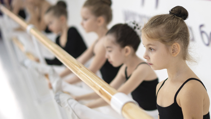 Группы 6-8 лет в школу балета «Coppelia» в Новосибирске